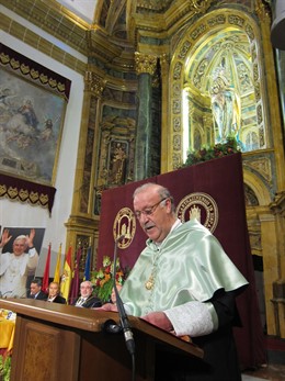 El seleccionador Nacional de fútbol, Vicente del Bosque, en la UCAM