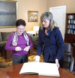 Luisa Pastor (izquierda) y Asunción Sanchez Zaplana (derecha)