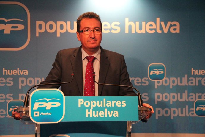Manuel Andrés González, presidente del PP de Huelva. 