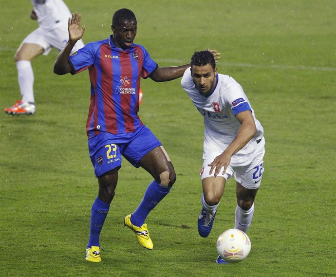 Pape Diop, Levante