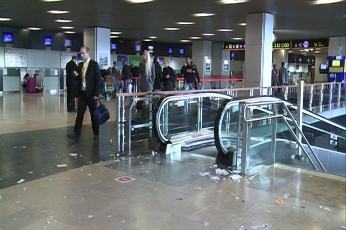 Huelga indefinida de limpieza en aeropuerto de Barajas