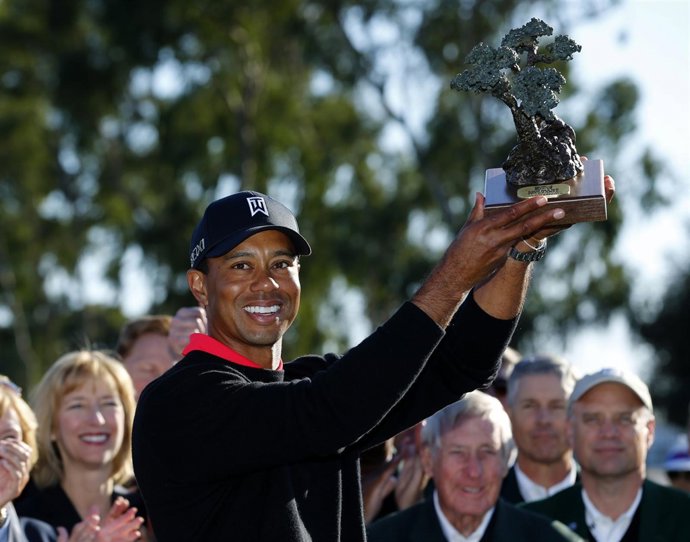 Tiger Woods, campeón del Farmers Insurance Open