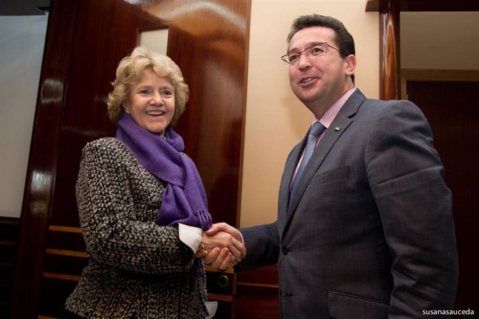 Soledad Becerril y Fernando Manzano