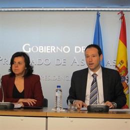 Los Consejero De Agroganadería Y Presidencia Del Principado