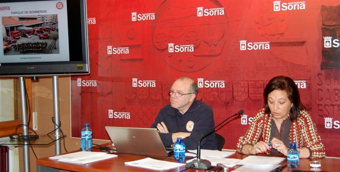 Presentación de la memoria de Bomberos