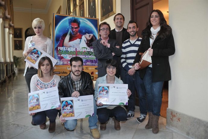 Cartel de #yomedisfrazo