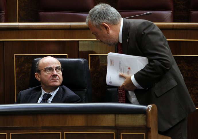 Luis de Guindos En El Congreso
