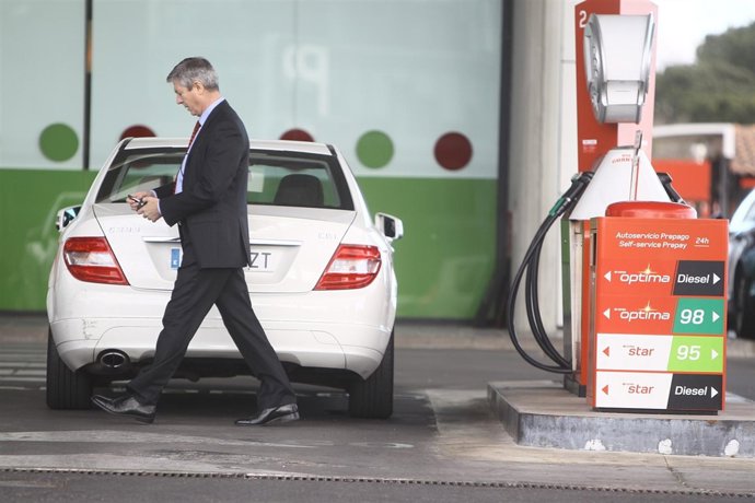 Recursos De Gasolina, Gasolineras