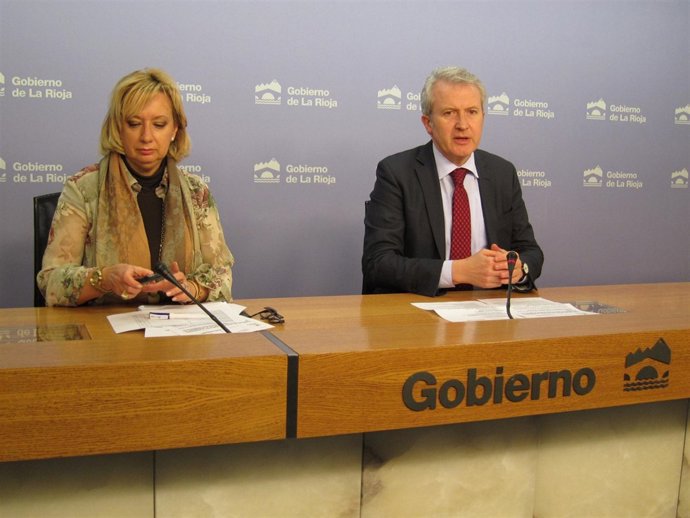 Del Río y Elisa Torrecilla exponen los órganos de participación