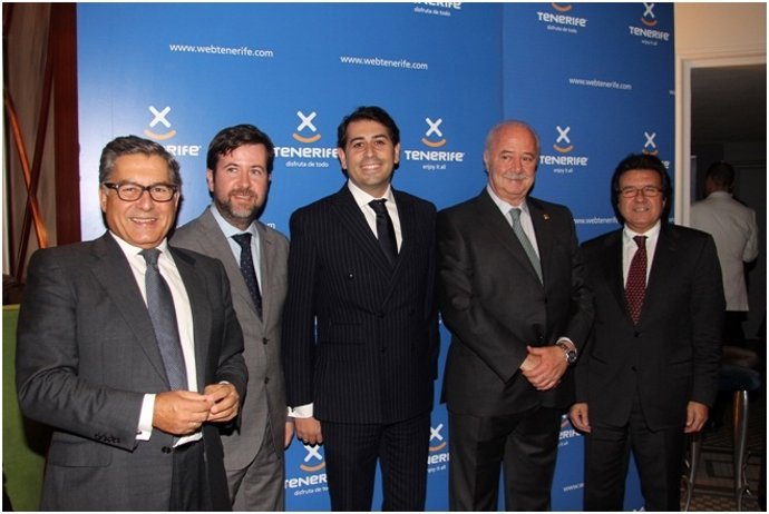 Representantes del Cabildo y Globalia