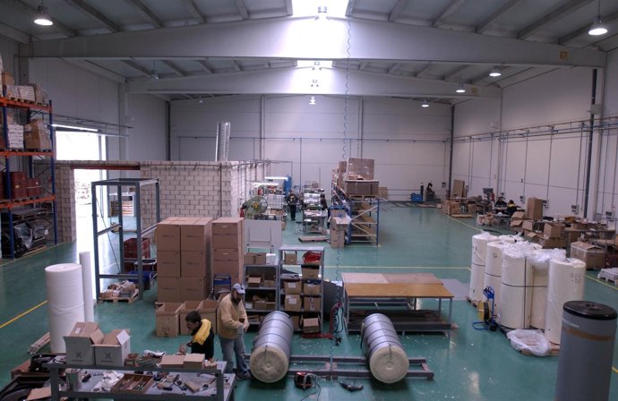 Nave de la empresa Mapiser