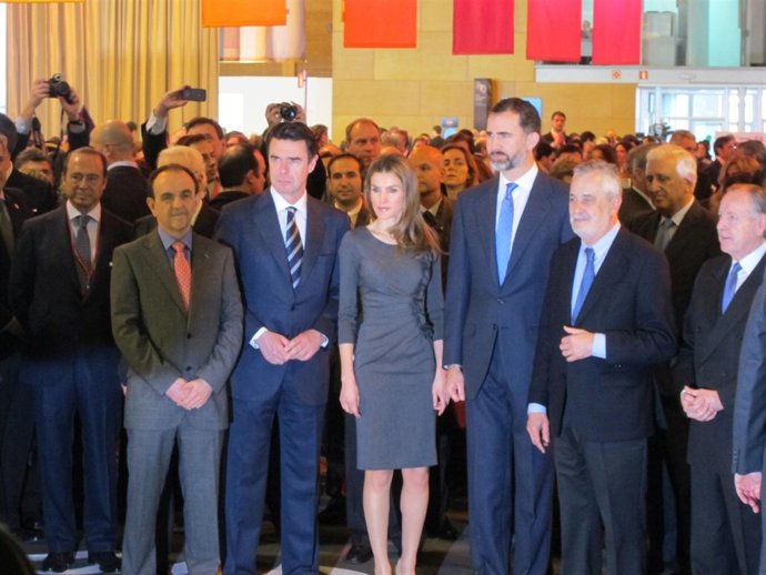 Los Príncipes de Asturias visitan el pabellón de Andalucía