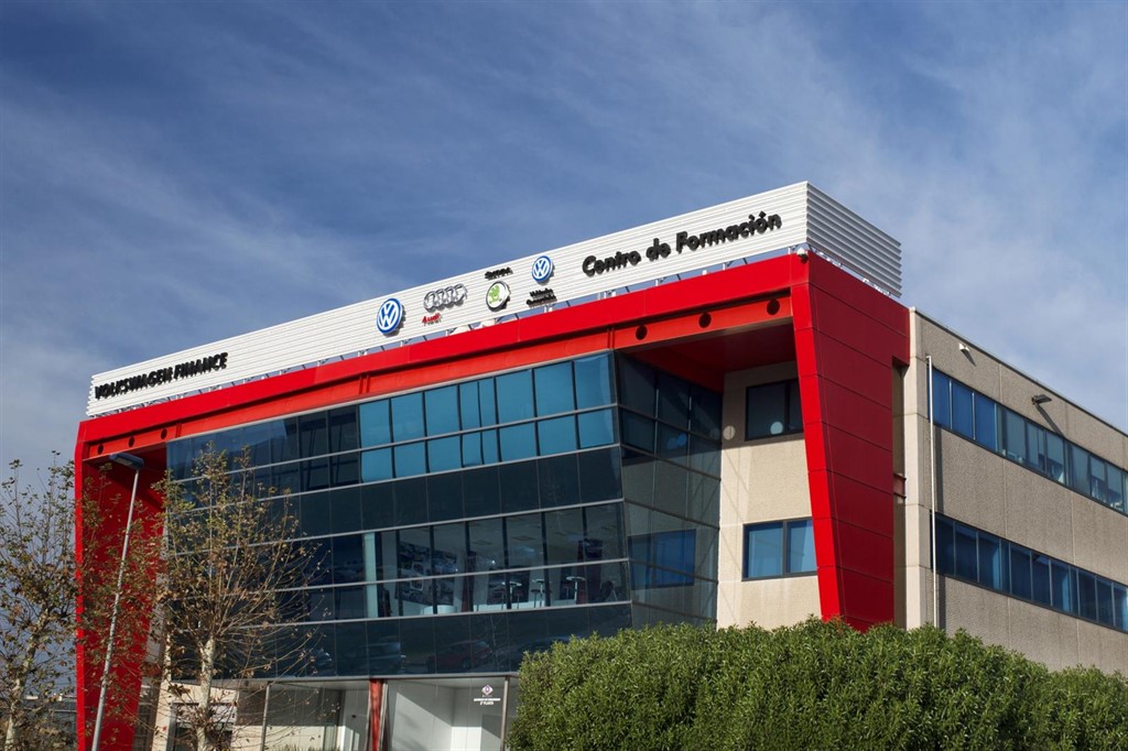 Volkswagen-Audi España forma a más 2.230 alumnos en el primer año de su