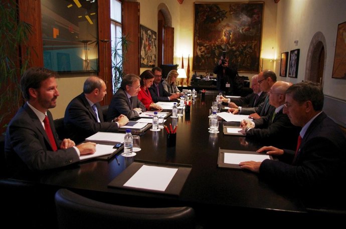 Rectores, Moragues y Català en la reunión