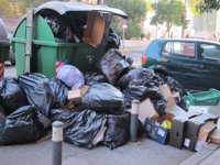 Comerciantes avisan de "perjuicios de gravísimas consecuencias" por la huelga y urgen "un rápido acuerdo"