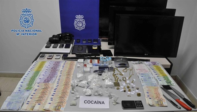 Material requisado por la Policía Nacional