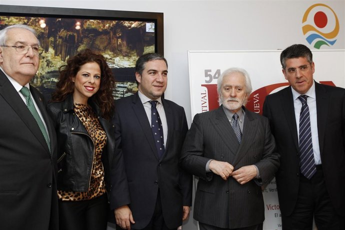 Presentación Festival Cueva de Nerja 2013 con Pastora Soler y Manolo Sanlúcar