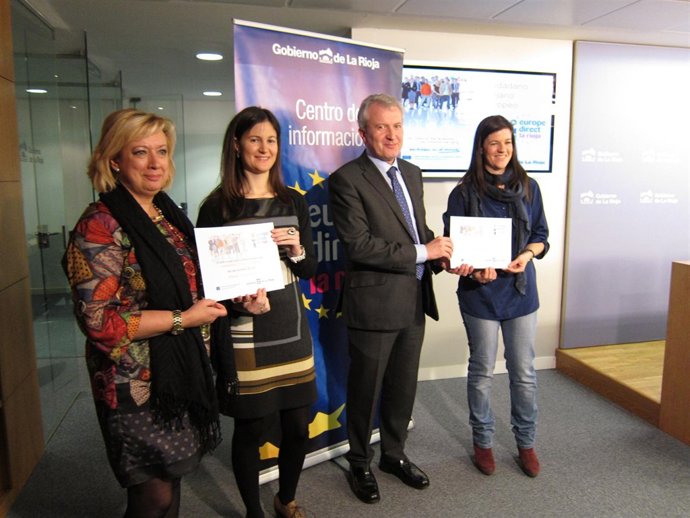 Del Río entrega diplomas reconocimiento europeo