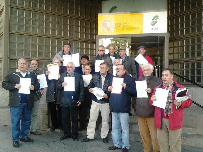 Pensionistas presentan reclamaciones