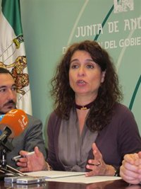Montero cree "impresentable" que Sanidad "cumpla su amenaza" de bajar el precio a laboratorios que fueron a subasta