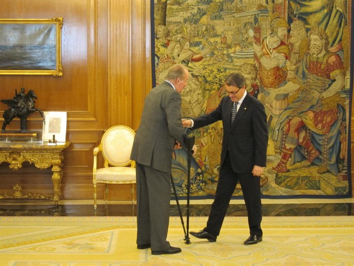 El Rey recibe a Artur Mas en la Zarzuela
