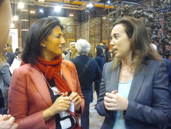 Alcaldesa de Logroño en Fitur con la secretaria de Estado de Turismo  