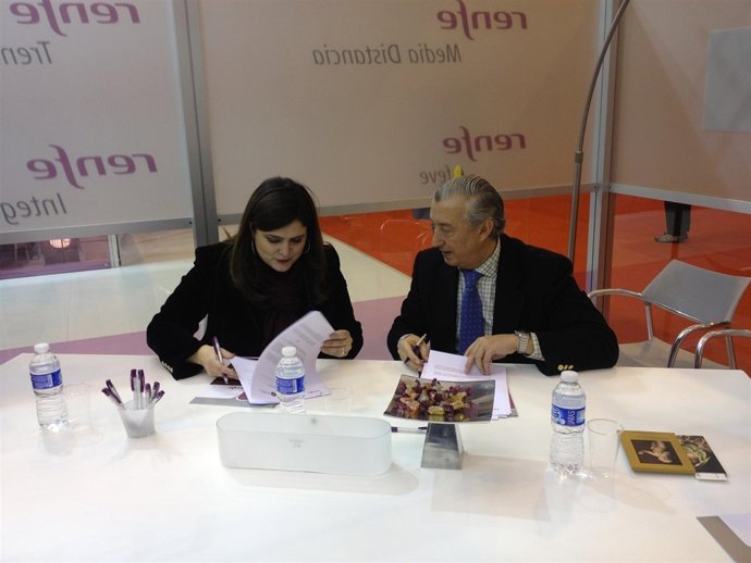 Firma Renfe y Museo Salzillo