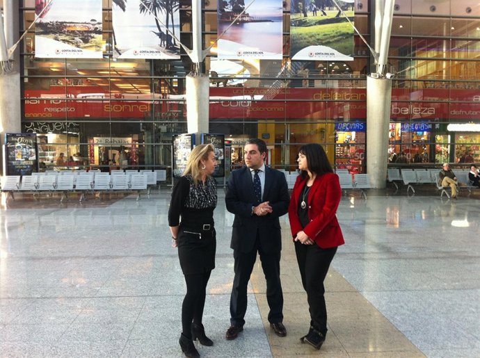 Bendodo, junto a Del Cid y España, en la Estación María Zambrano
