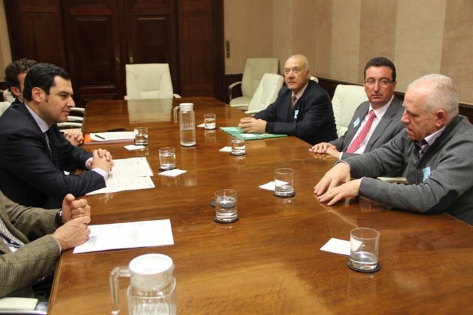 Manuel Andrés González, reunido con Juan Manuel Moreno. 