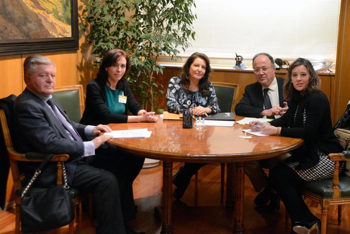 Reunión de Crespo para abordar los fondos Miner