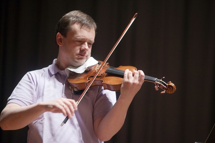 Peter Zimmermann interpretará 'A la memoria de un ángel' junto a la OV.