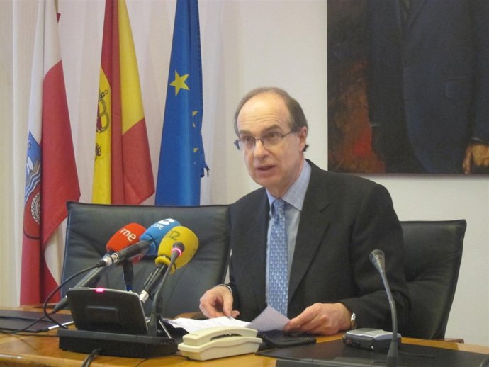 José Antonio Cagigas, presidente del Parlamento cántabro 