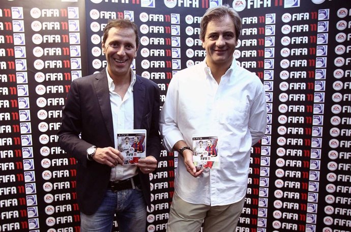 Paco González, Manolo Lama FIFA 2011