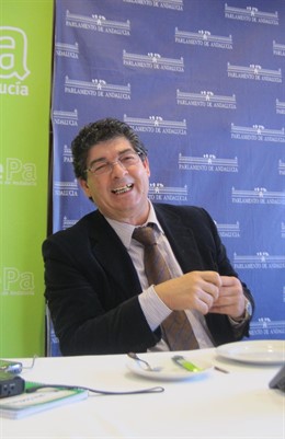 Diego Valderas, hoy en el desayuno de la PEPA