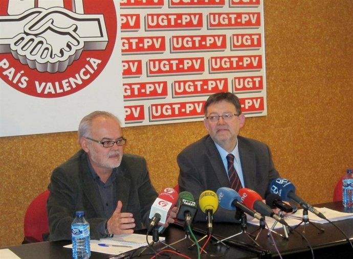 Conrado Hernández y Ximo Puig en una rueda de prensa