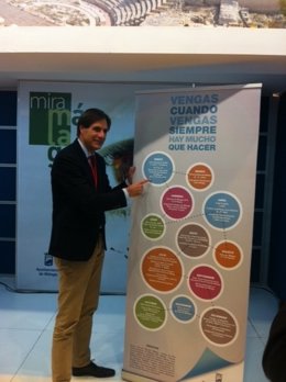 Damián Caneda concejal turismo y cultura malaga