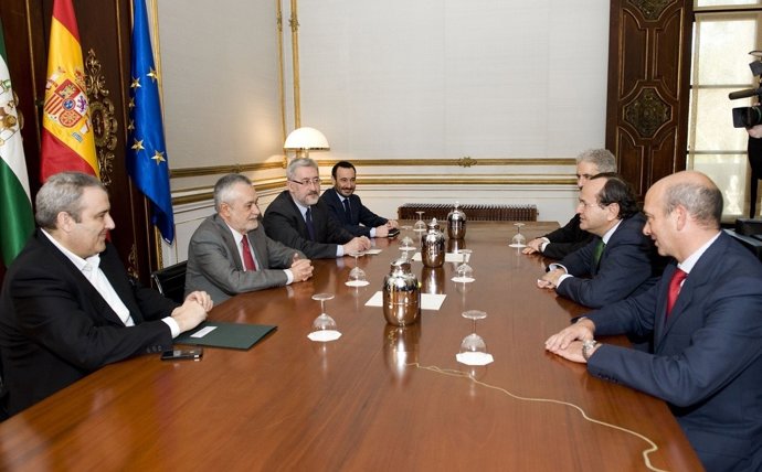 Reunión del presidente de la Junta con la dirección de Navantia.