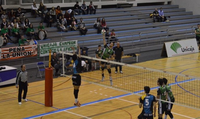 El Unicaja Almería, campeón de invierno en la superliga de voleibol