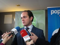El PP valora que publicar las cuentas de los grupos parlamentarios permitirá mejorar la "confianza" en los partidos