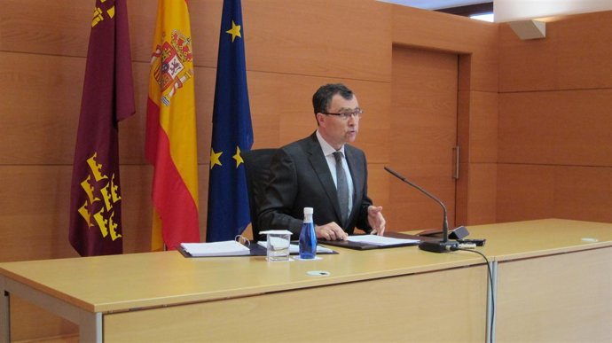 José Ballesta en rueda de prensa tras reunión Consejo de Gobierno
