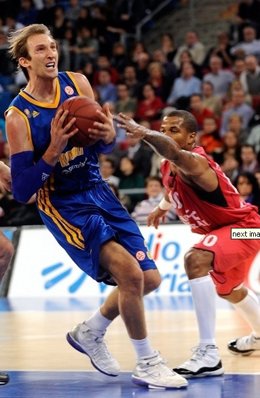 El Khimki endosa al Caja Laboral su segunda derrota en casa