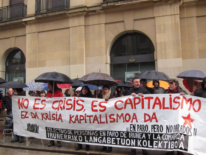Manifestación convocada por la Asamblea de Parados de la Comarca de Pamplona.