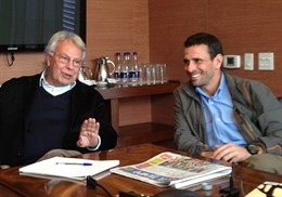 Felipe González y Henrique Capriles en Bogotá