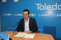 El concejal del PP en Toledo Diego Vivas pide disculpas por su "desafortunado" tuit contra el PSOE