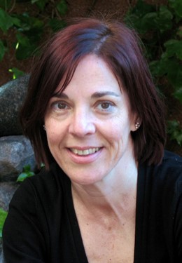 La escritora madrileña María José Villarroya 