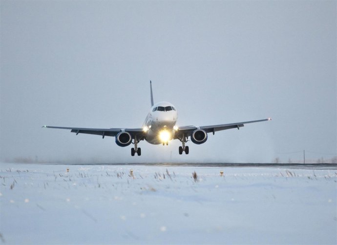 SUKHOI SUPERJET 100 YAKUTIA AIRLINES