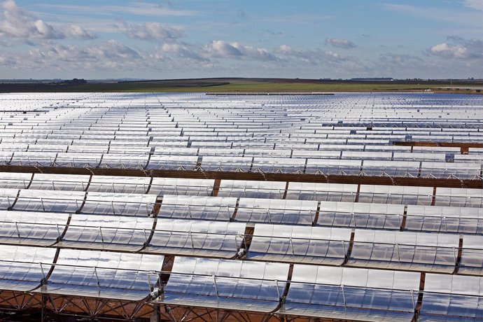 Una de las plantas termosolares de Acciona