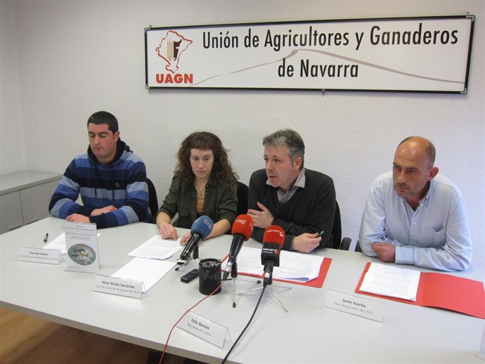 Rueda de prensa de UAGN para presentar una campaña de apoyo a la ganadería.