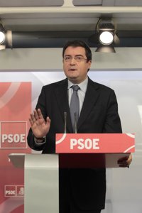 El PSOE dice que Rajoy está en una situación de "debilidad extrema" 
