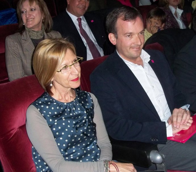 Rosa Díez Y Martín De La Herrán